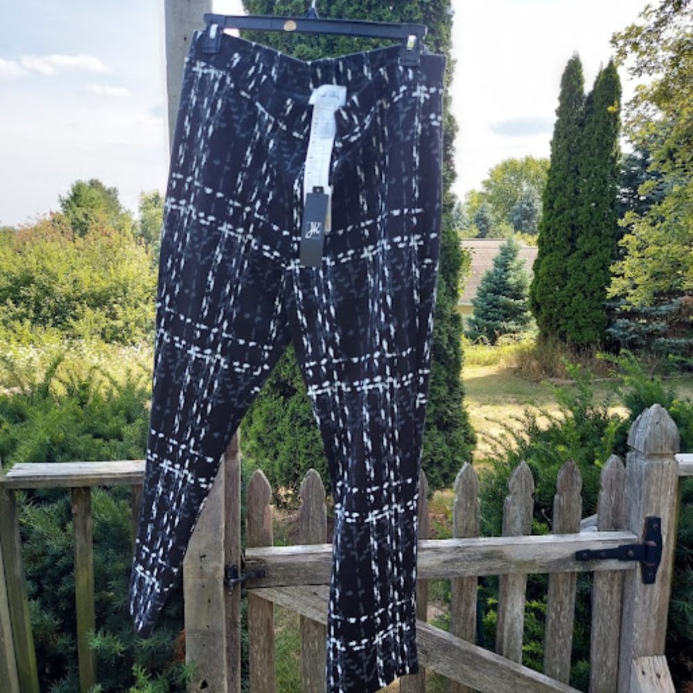 Joseph Ribkoff Plaid Black and White Slim Fit Stretchy Leg Pants Plus Size 20